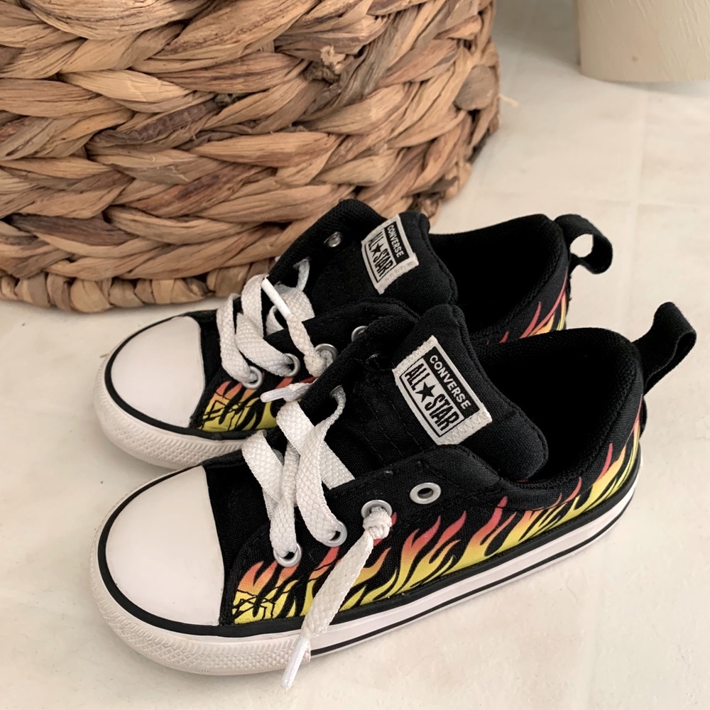 Toddler slip on flame converse